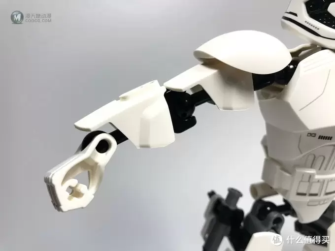 LEGO 乐高 拼拼乐 篇169：最佳摩托骑手 75114 第一秩序暴风兵 First Order Stormtrooper