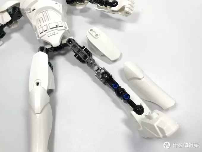 LEGO 乐高 拼拼乐 篇169：最佳摩托骑手 75114 第一秩序暴风兵 First Order Stormtrooper