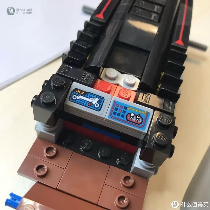 乐高这个大坑 篇五十九：LEGO 70905 bat moblie战车