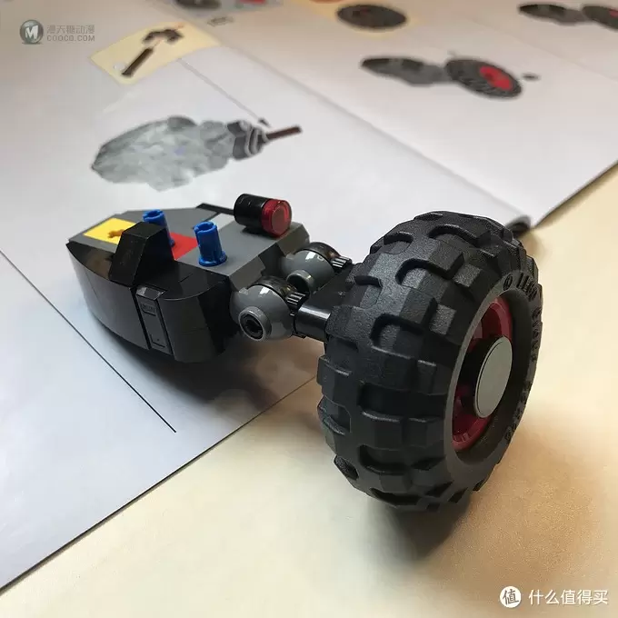 乐高这个大坑 篇五十九：LEGO 70905 bat moblie战车