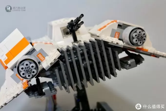 不惑大叔的legogo 篇二十九：大雪满弓刀—乐高星球大战之UCS雪地战机（LEGO75144）