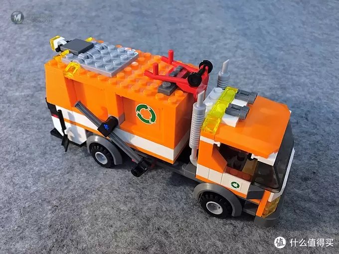 乐高小小追绝日记 篇六：LEGO 7991 垃圾车