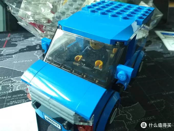 又是七夕？不存在的，再送自己一盒乐高吧—LEGO 乐高 城市系列60117