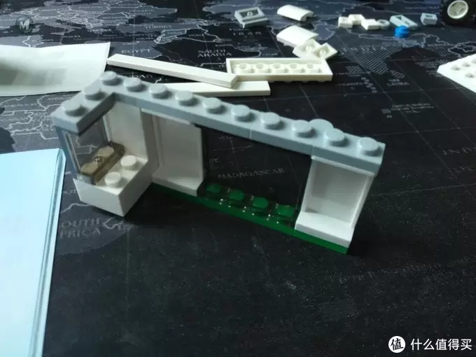 又是七夕？不存在的，再送自己一盒乐高吧—LEGO 乐高 城市系列60117