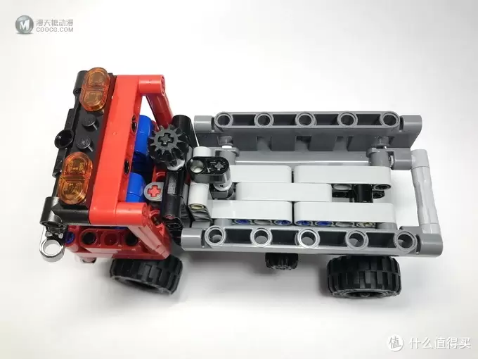 套装虽小高价零件不少：乐高 LEGO 42084 吊钩式装载卡车