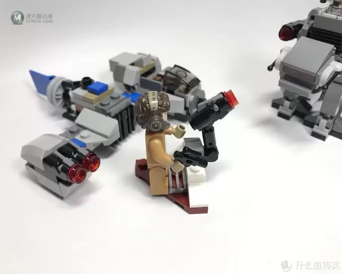 买人仔送载具：LEGO 乐高 迷你战队系列 75195 飞船对战步行机甲开箱