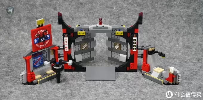 LEGO 乐高 幻影忍者 Ninjago 劳埃德勇闯地下道场 70640评测