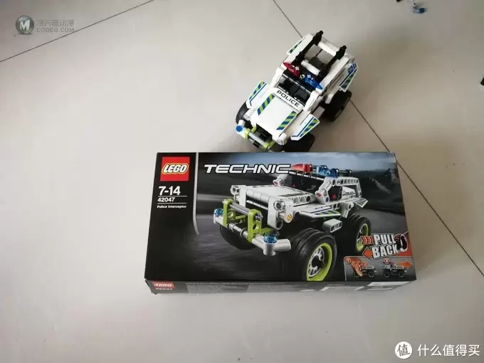 给女儿的生日礼物—LEGO 乐高 42047 警察拦截车 开箱