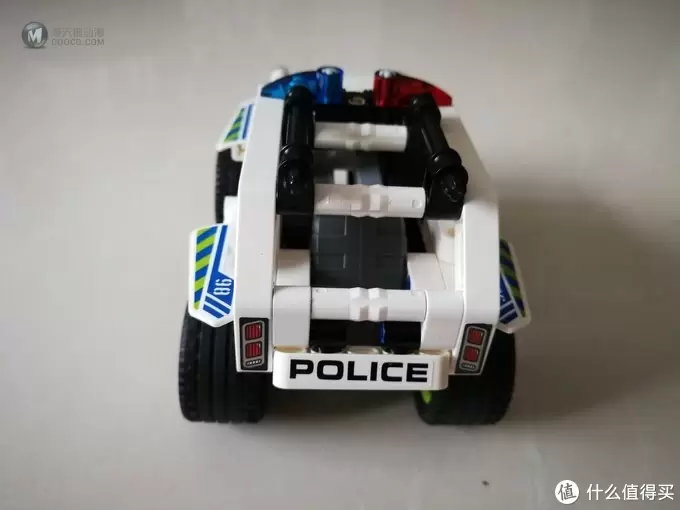 给女儿的生日礼物—LEGO 乐高 42047 警察拦截车 开箱