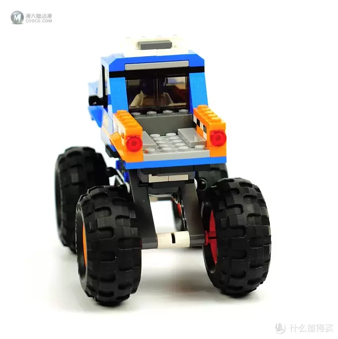 这不是我要的疯狂和暴力：LEGO 乐高 60180 City 城市组 巨轮越野车 对比评测