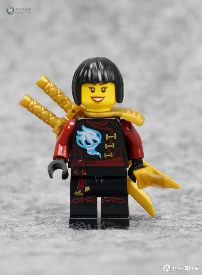 差点被官图坑了：实物更好看的LEGO 乐高 Ninjago系列 赏金猎人战斗机甲 70592