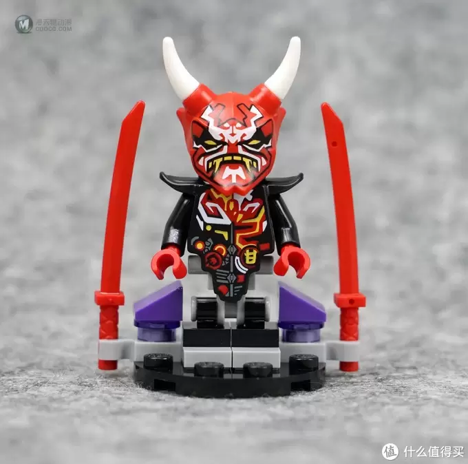 忍者版Tron: Legacy？LEGO 乐高 幻影忍者 Ninjago 巨轮摩托车追击战 70639