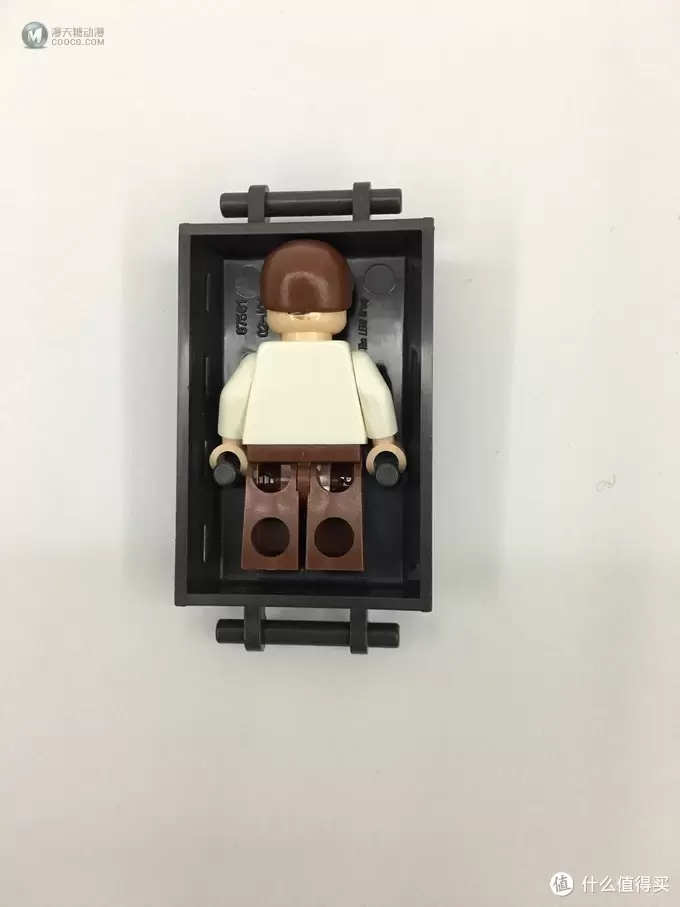 不惑大叔的legogo 篇二十四：爱与哀愁 像杯烈酒—乐高星战之奴隶一号（LEGO75060）