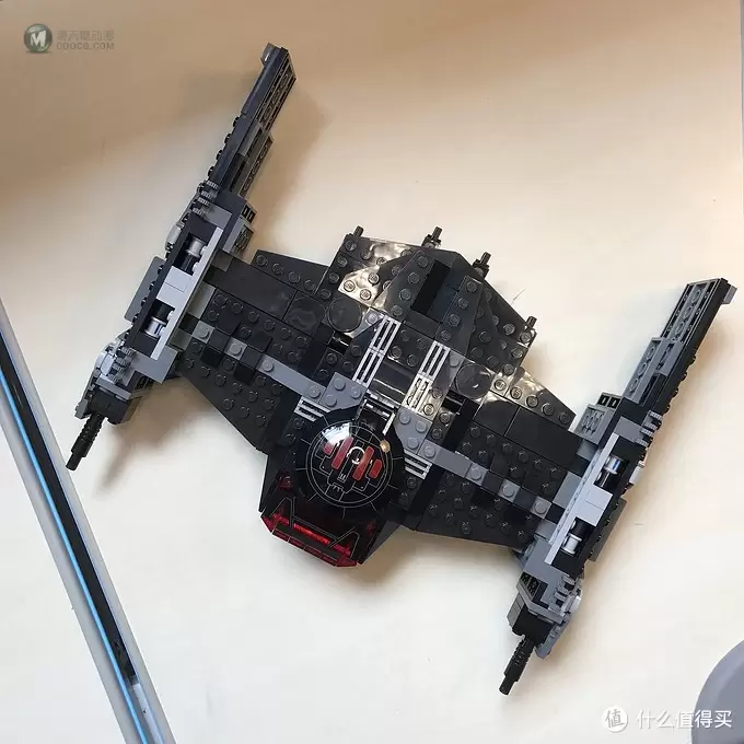 乐高这个大坑 篇五十二：LEGO 75179 凯洛伦的钛战机