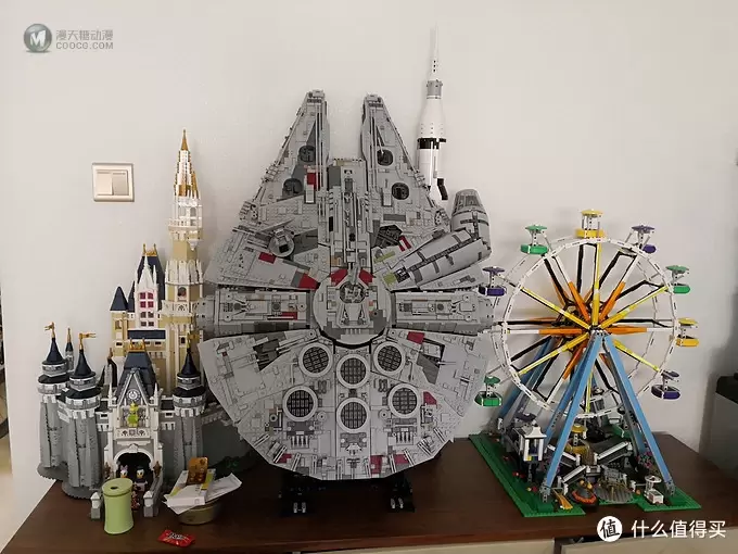 LEGO 乐高 75192 千年隼晒单附带支架展示