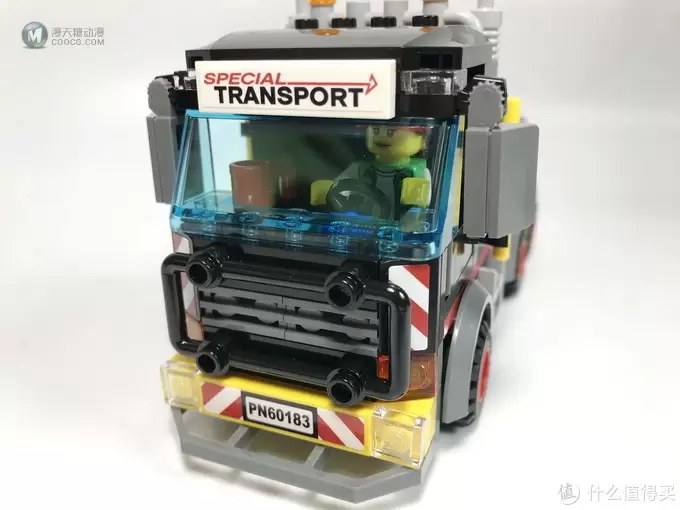 LEGO 乐高 City 城市系列 60183 重型直升机运输车