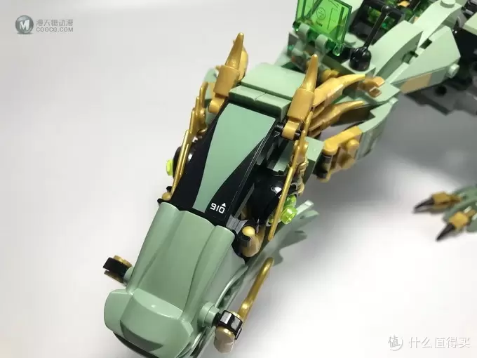 飞龙在天：LEGO 乐高 70612 幻影忍者 Ninjago 绿忍者的飞天机甲神龙