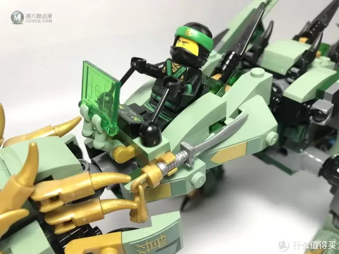 飞龙在天：LEGO 乐高 70612 幻影忍者 Ninjago 绿忍者的飞天机甲神龙