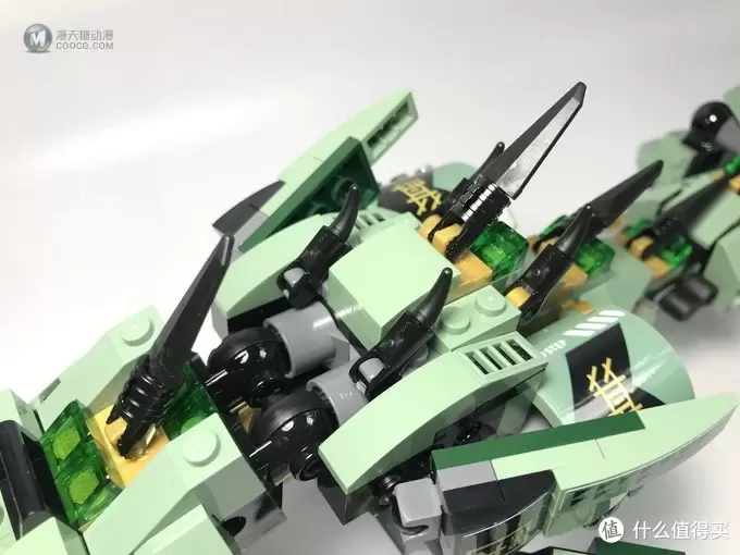 飞龙在天：LEGO 乐高 70612 幻影忍者 Ninjago 绿忍者的飞天机甲神龙