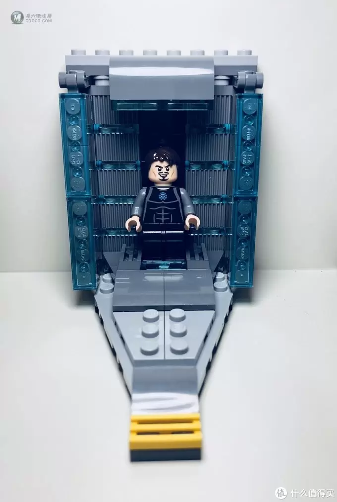 鸟叔的乐高坑 篇三：LEGO 乐高 钢铁侠 人仔以及格纳库MOC