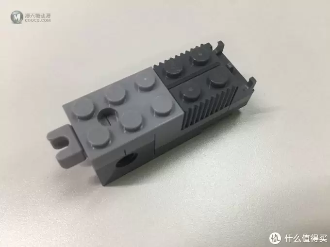 22元的LEGO 乐高 星球大战重装攻击步行机值不值得买？