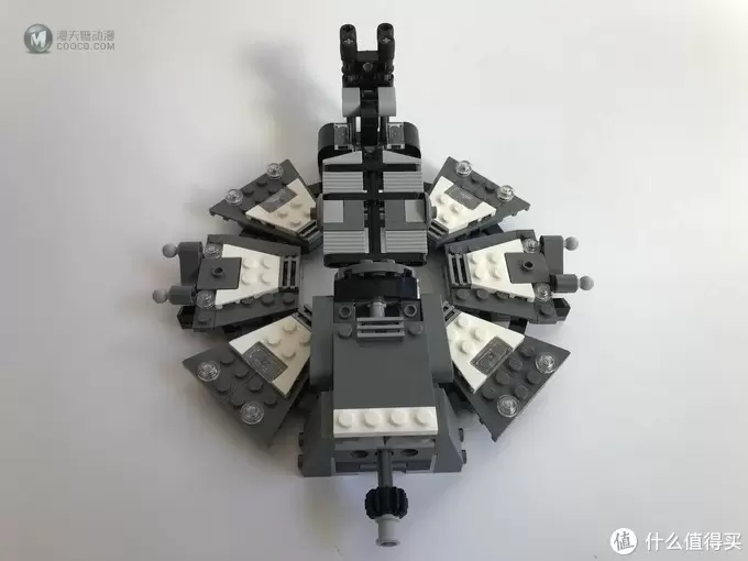 LEGO 乐高 Star Wars 星球大战系列 75183 达斯维达的诞生 开箱