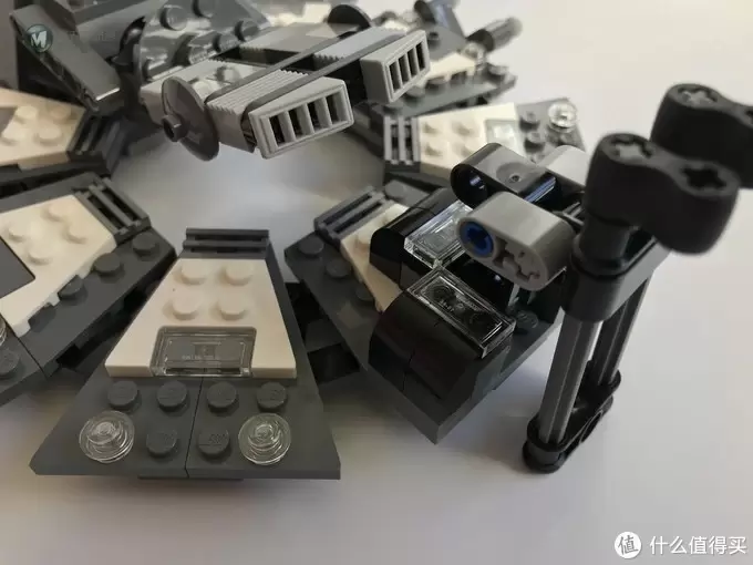 LEGO 乐高 Star Wars 星球大战系列 75183 达斯维达的诞生 开箱