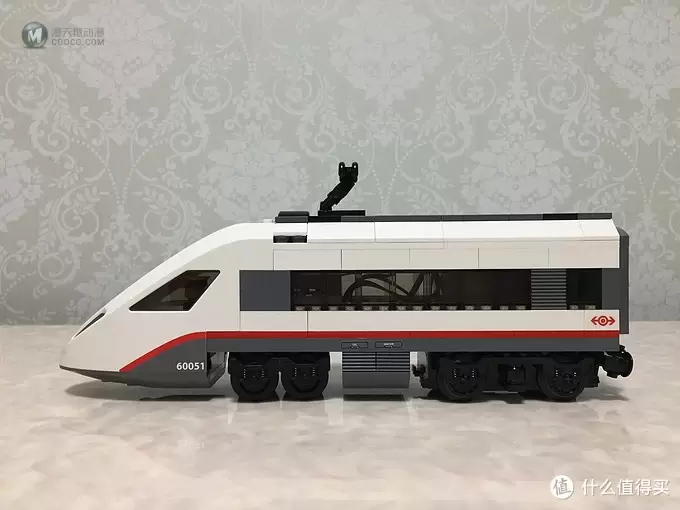 乐高共享积木 篇二：LEGO 乐高 CITY系列 60051 高速客运列车 拼搭