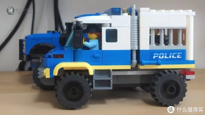 乐高手记 篇六十五：气派的运输车——LEGO 乐高 城市系列60276 囚犯运输车