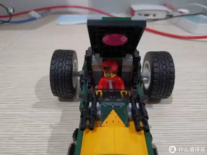 老杨的玩具仓库 篇四十九：LEGO HIDDEN SIDE系列 70434 超自然赛车 评测