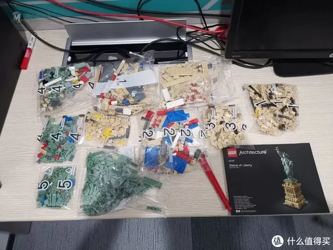 老杨的玩具仓库 篇四十三：LEGO 21042 微型建筑系列 自由女神像 评测