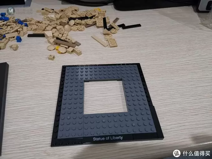 老杨的玩具仓库 篇四十三：LEGO 21042 微型建筑系列 自由女神像 评测