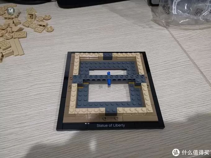 老杨的玩具仓库 篇四十三：LEGO 21042 微型建筑系列 自由女神像 评测