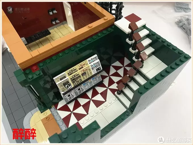 MOC 篇二十八：艺术-可以用积木表达 Fine Arts Shop & Newsagent's-美术商店与报摊