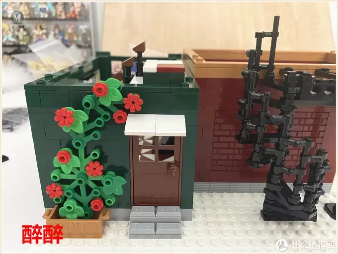 MOC 篇二十八：艺术-可以用积木表达 Fine Arts Shop & Newsagent's-美术商店与报摊