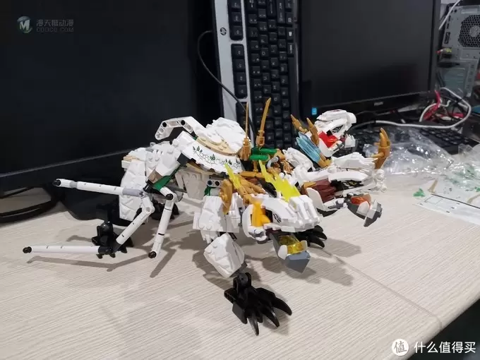 老杨的玩具仓库 篇三十八：LEGO 幻影忍者系列 70679 神龙合体 评测