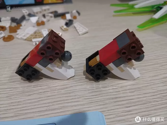 老杨的玩具仓库 篇三十六：LEGO 幻影忍者系列 70676 劳埃德的泰坦机甲 评测