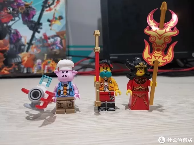 老杨的玩具仓库 篇三十四：LEGO 80010 牛魔王烈火战甲 评测