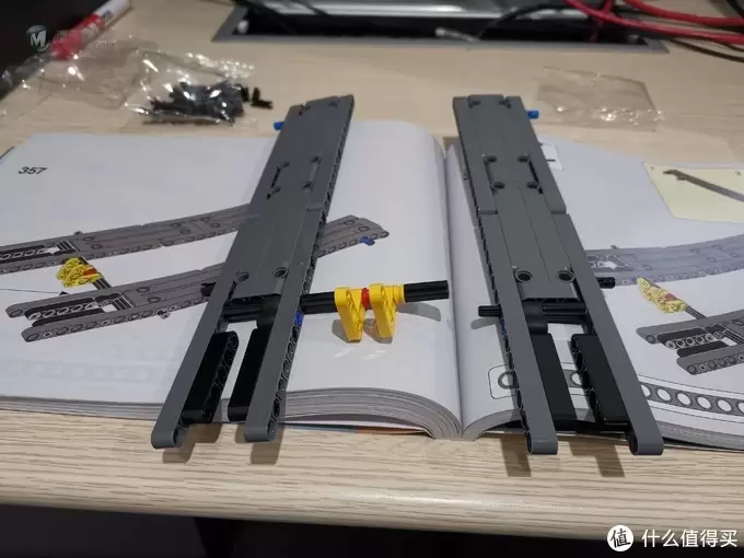 老杨的玩具仓库 篇三十二：LEGO 42098汽车运输车 大挂车 A模式