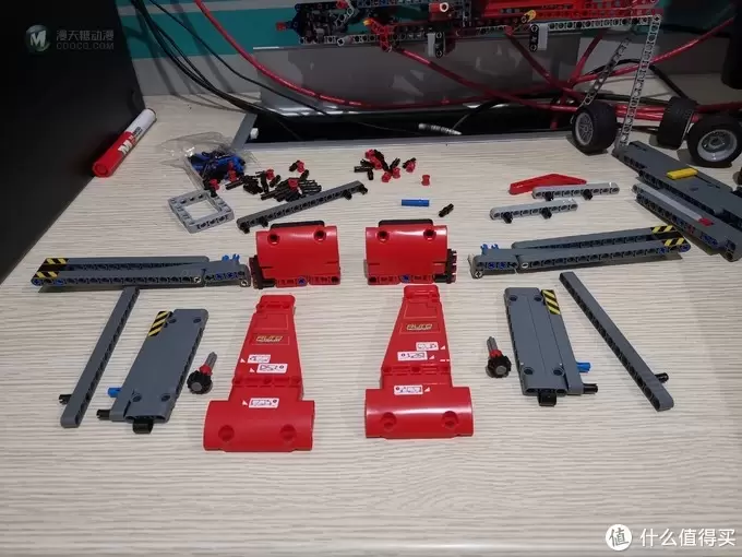 老杨的玩具仓库 篇三十二：LEGO 42098汽车运输车 大挂车 A模式