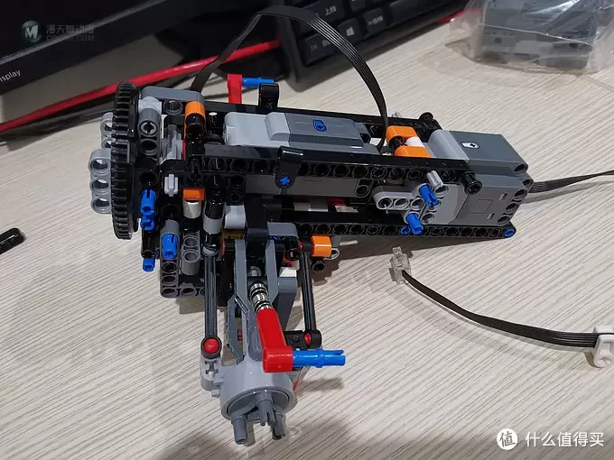 老杨的玩具仓库 篇二十九：LEGO 42099全新智能遥控四驱越野车