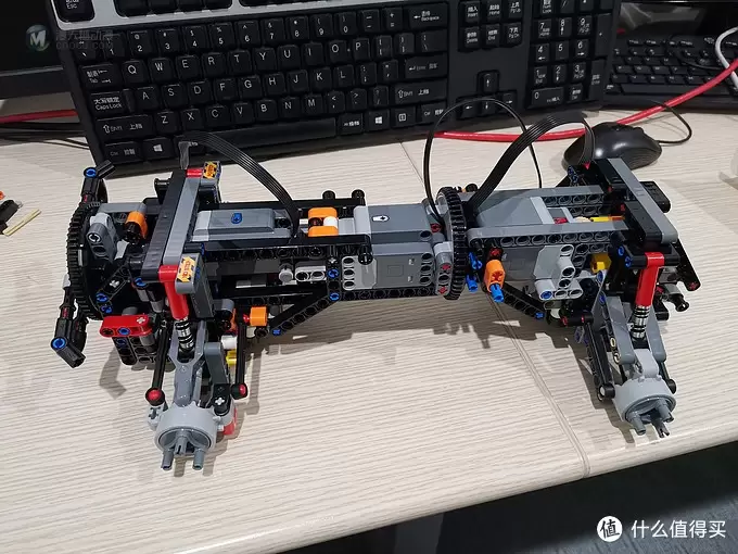 老杨的玩具仓库 篇二十九：LEGO 42099全新智能遥控四驱越野车