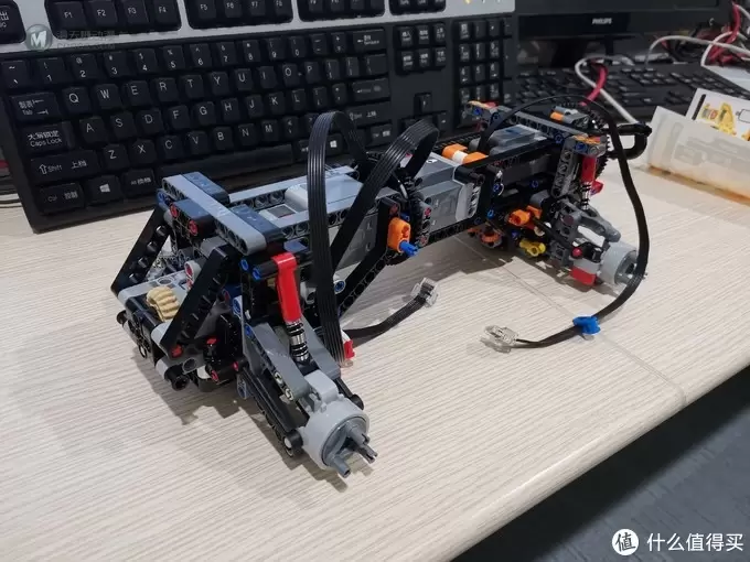 老杨的玩具仓库 篇二十九：LEGO 42099全新智能遥控四驱越野车