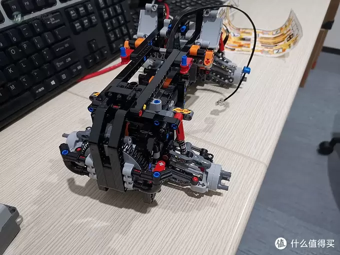 老杨的玩具仓库 篇二十九：LEGO 42099全新智能遥控四驱越野车