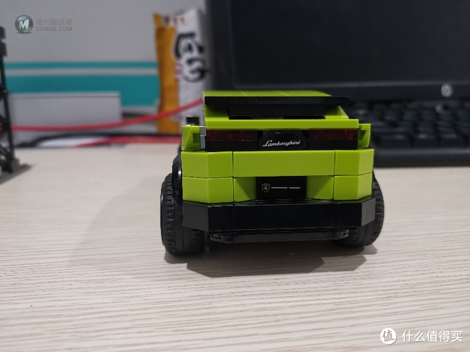 老杨的玩具仓库 篇二十四：LEGO 76899 兰博基尼 Huracán 和 Urus 