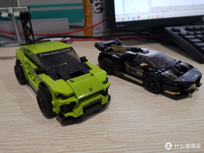 老杨的玩具仓库 篇二十四：LEGO 76899 兰博基尼 Huracán 和 Urus 