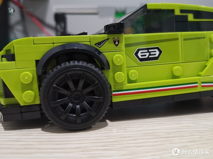 老杨的玩具仓库 篇二十四：LEGO 76899 兰博基尼 Huracán 和 Urus 