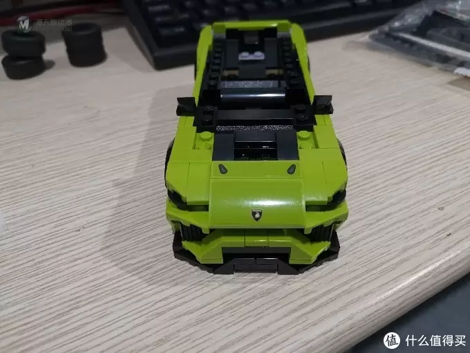 老杨的玩具仓库 篇二十四：LEGO 76899 兰博基尼 Huracán 和 Urus 