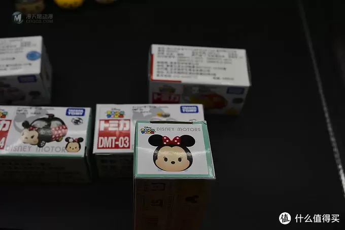 每逢特价入两个 组建TAKARA TOMY多美 mini合金车队