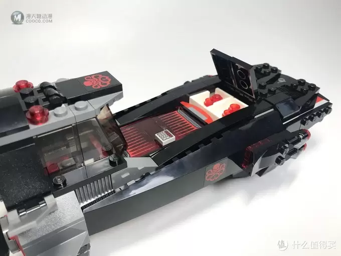 乐高 漫威超级英雄系列 76048钢铁骷髅进攻潜水艇